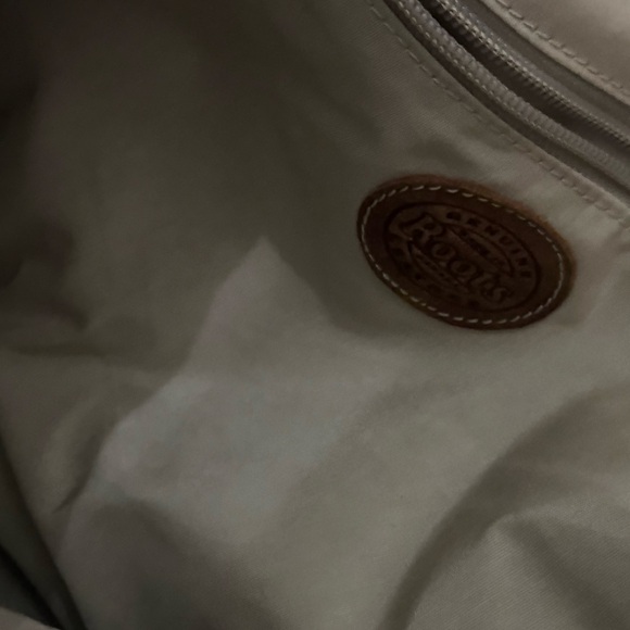 🌟HOST PICK🌟 Vintage ROOTS Milano Tribe Messenger / Laptop  Shoulder Bag✨ - Picture 8 of 16